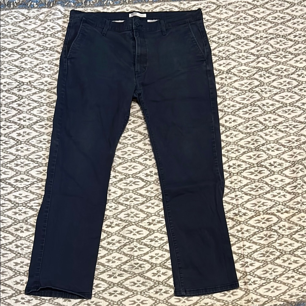 Men's Levi Straus Navy Blue Chinos Pants